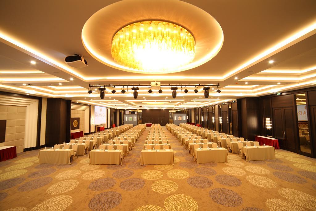 Ramada Plaza By Wyndham Konya Hotel Exterior photo