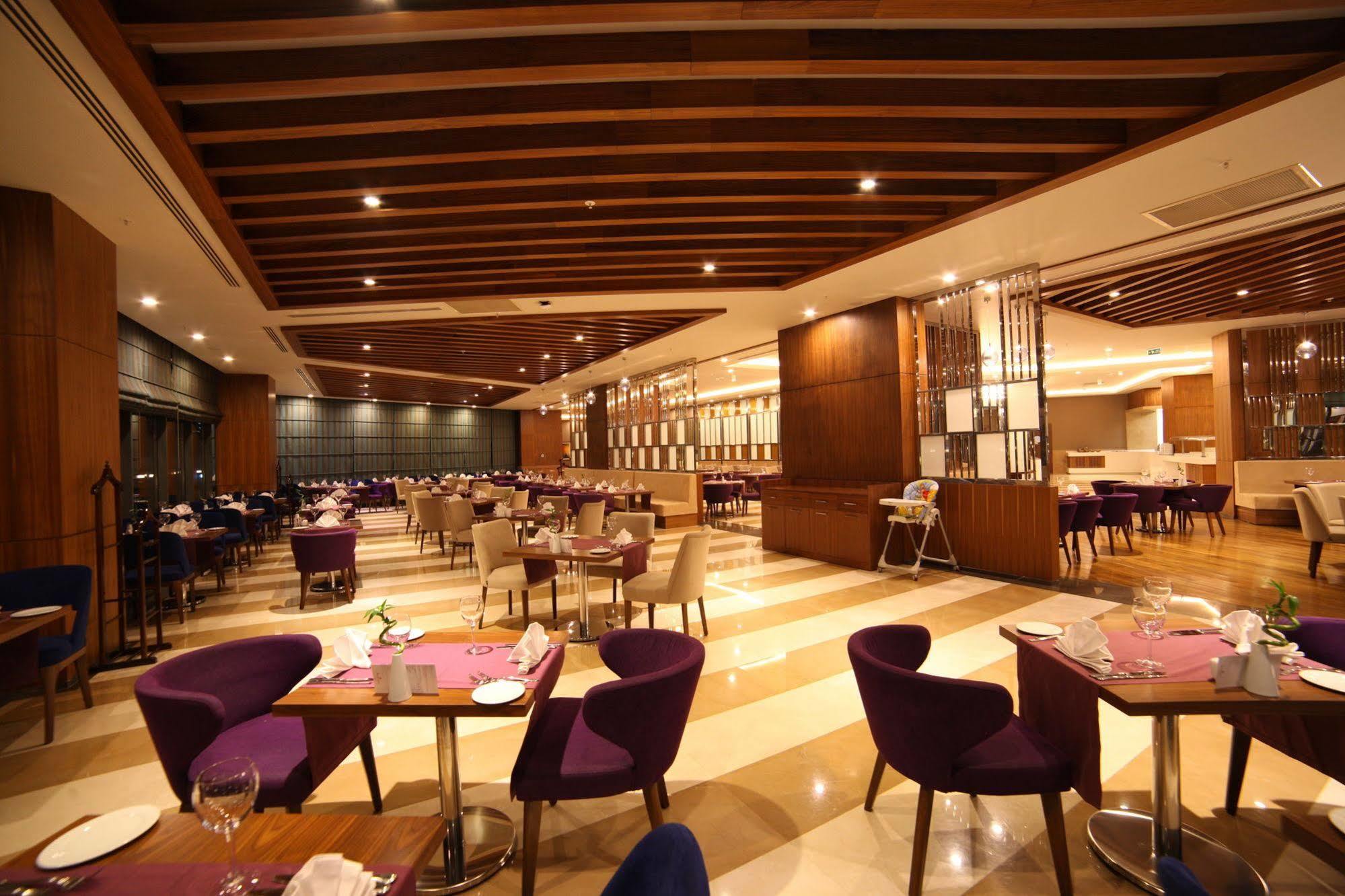 Ramada Plaza By Wyndham Konya Hotel Exterior photo